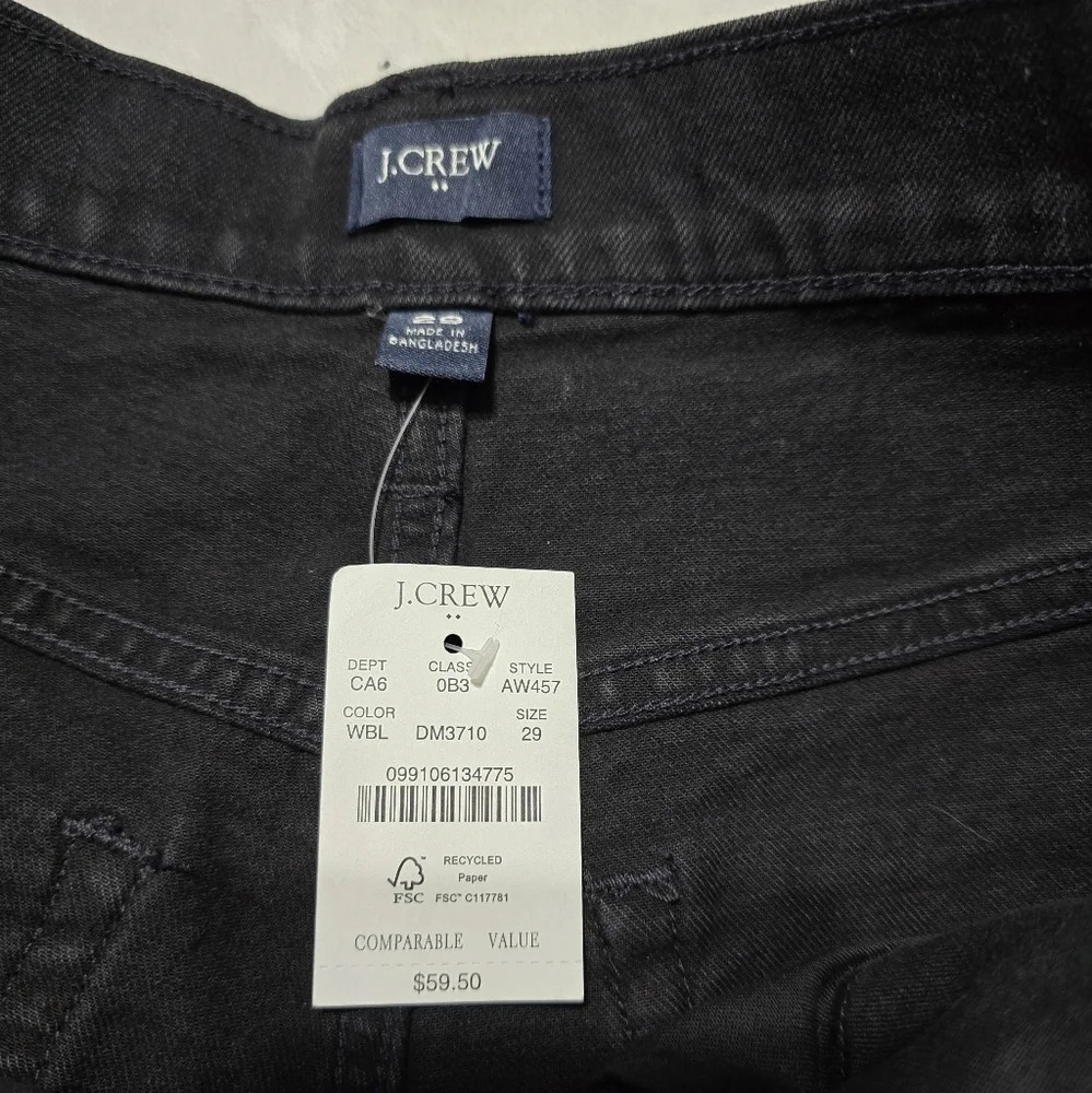 NWT J. Crew Factory Button Fly Black Wash Jean Shorts, Raw Cuffed Hem, Size 29. - Picture 7 of 9